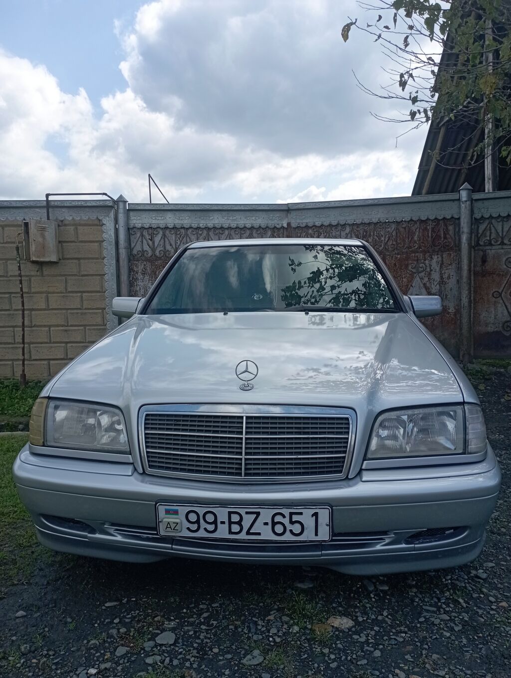 Mercedes-Benz C-Class sedan (W280) – gümüşü rəng. Xüsusiyyətlər — Avto, Balakən (4)