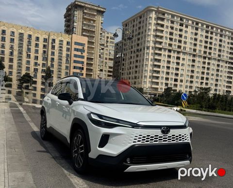 Toyota Corolla Cross, 2.0 L, 1.31 kWh, 2025 il, 7 950 km
