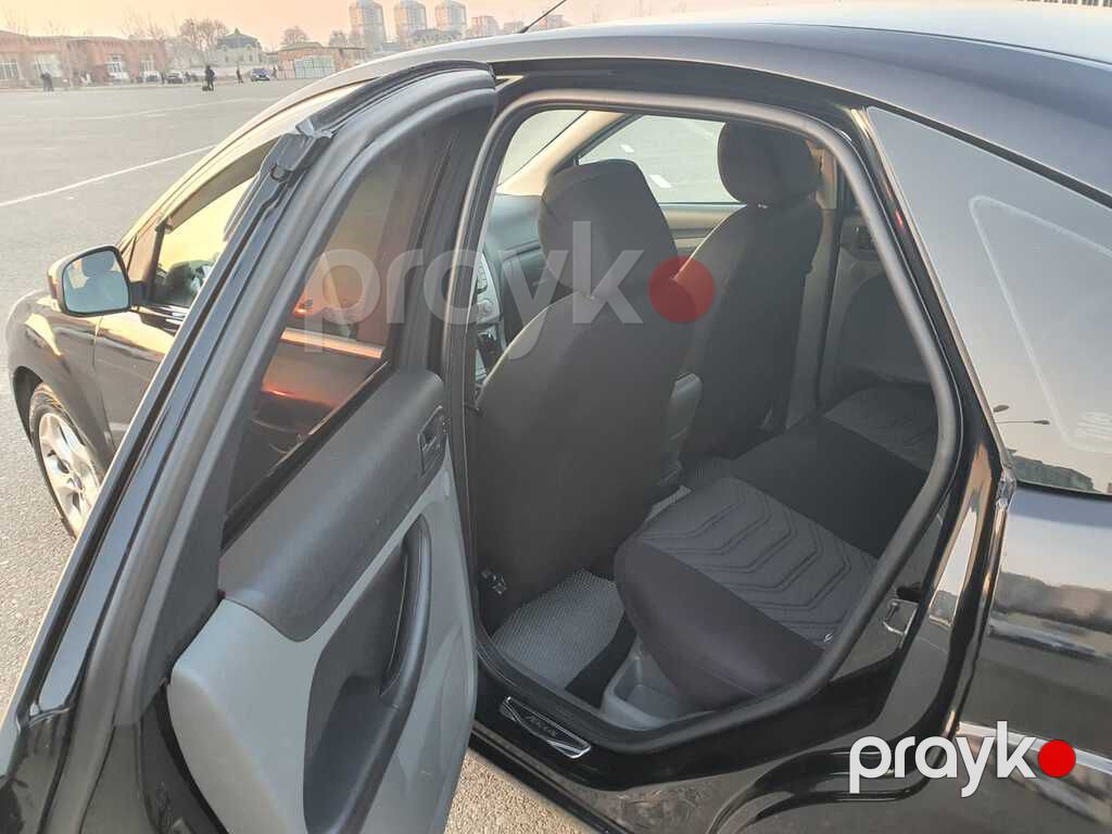 Ford Focus, 1.6 L, 2011 il, 191 300 km — Avtomobillər, Gəncə (8)