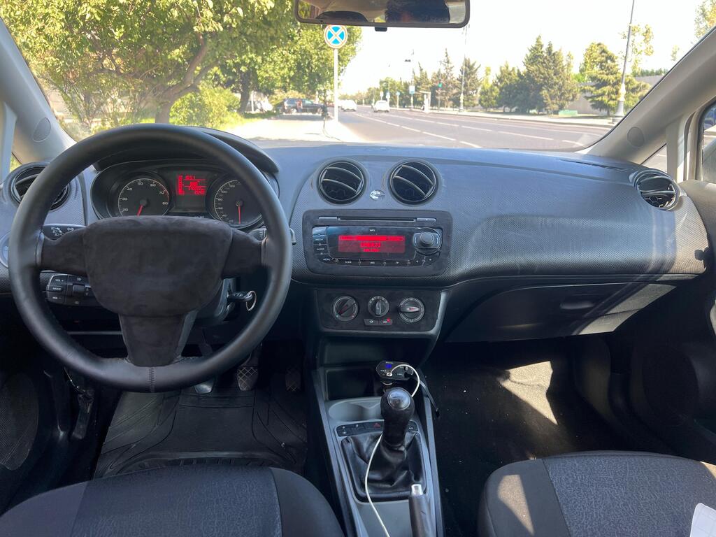 Seat Ibiza, 1.4 L, 2012 il, 370 000 km — Avtomobillər, Bakı (3)