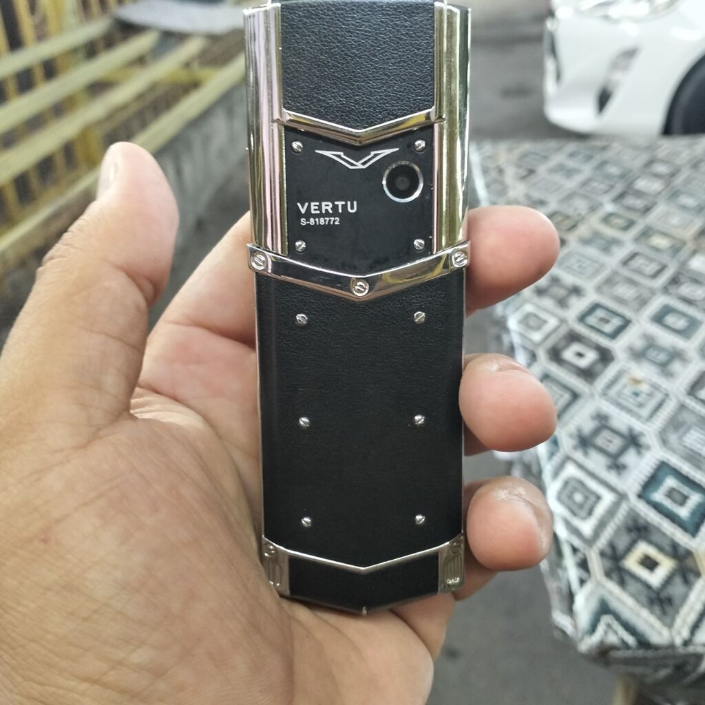 Vertu rəng - Qara, Düyməli — Vertu, Bakı (5)