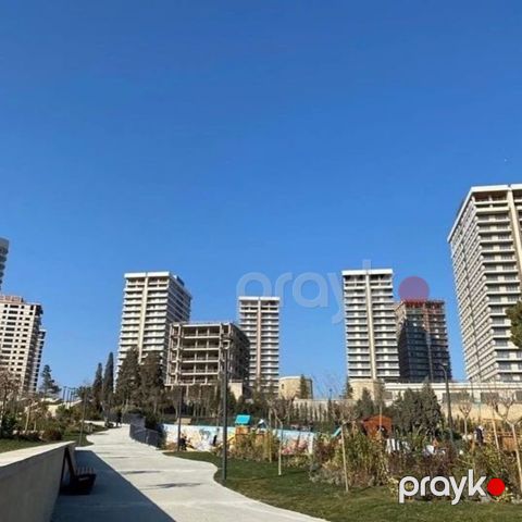 4-otaqlı yeni tikili, Ağ 185 m²