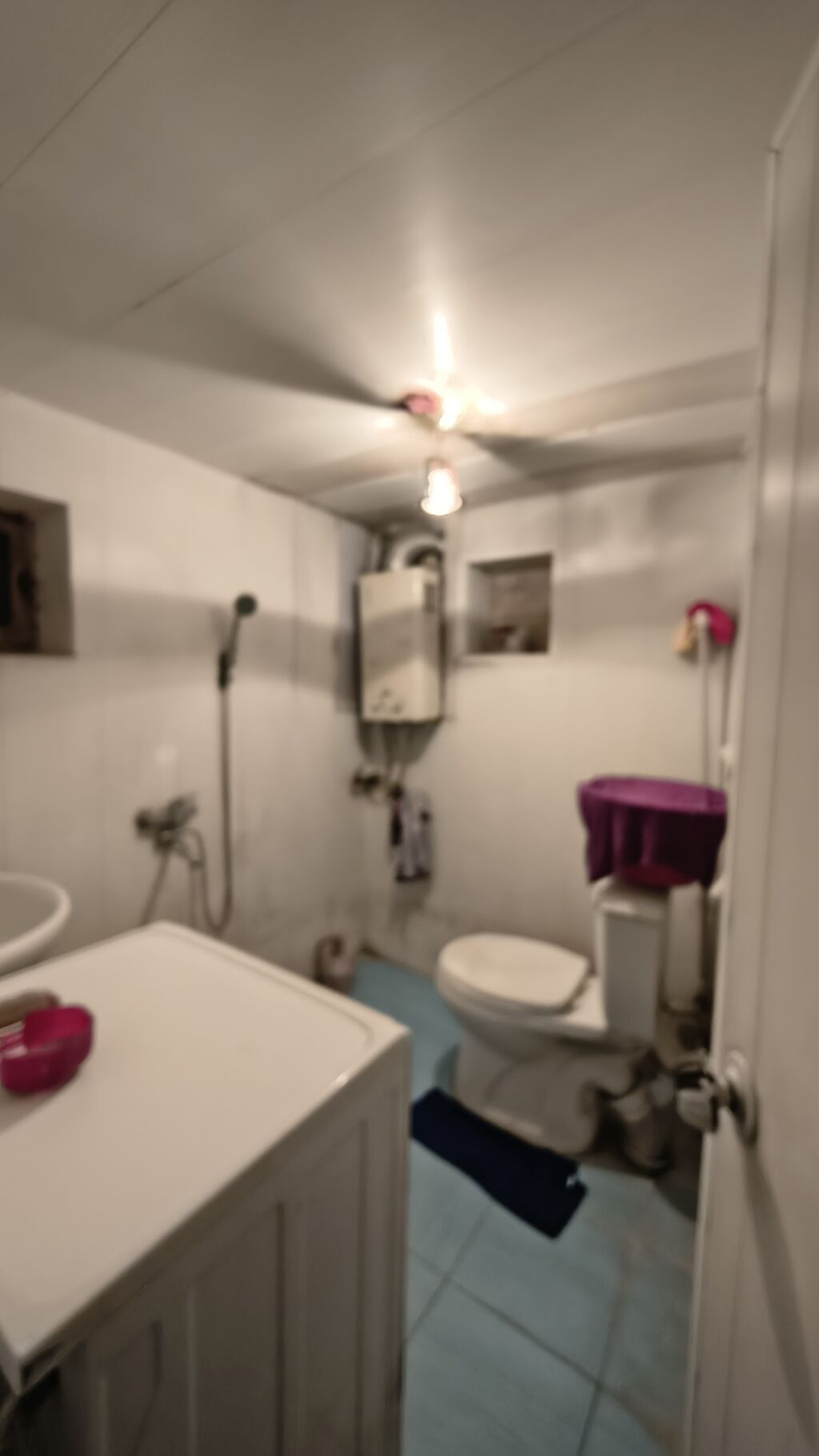 2 otaqlı həyət evi Xüsusiyyətlər: - 2 ayrı otaq - Təbii taxta döşəmə — Daşınmaz əmlak, Bakı (8)