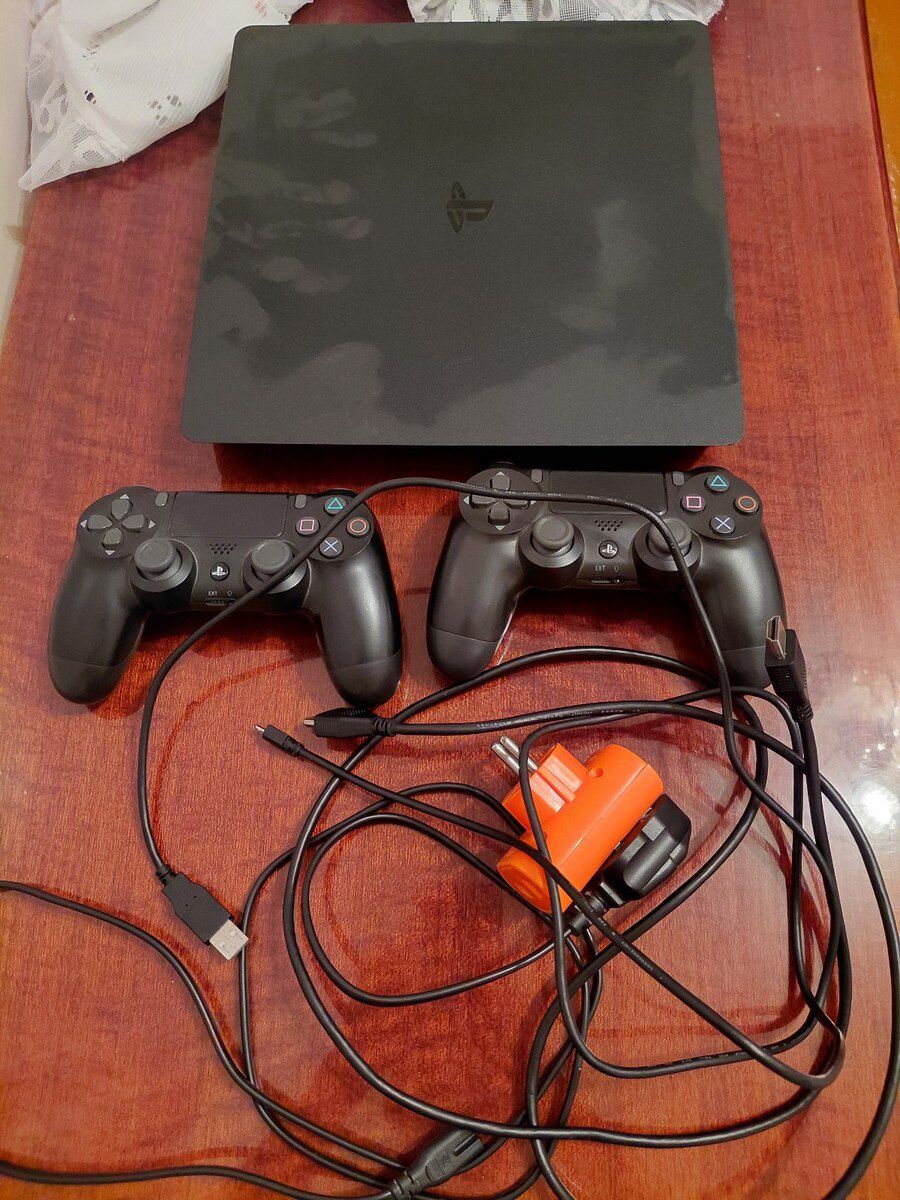 Sony PlayStation 4, 1TB — Elektronika, Quba (2)