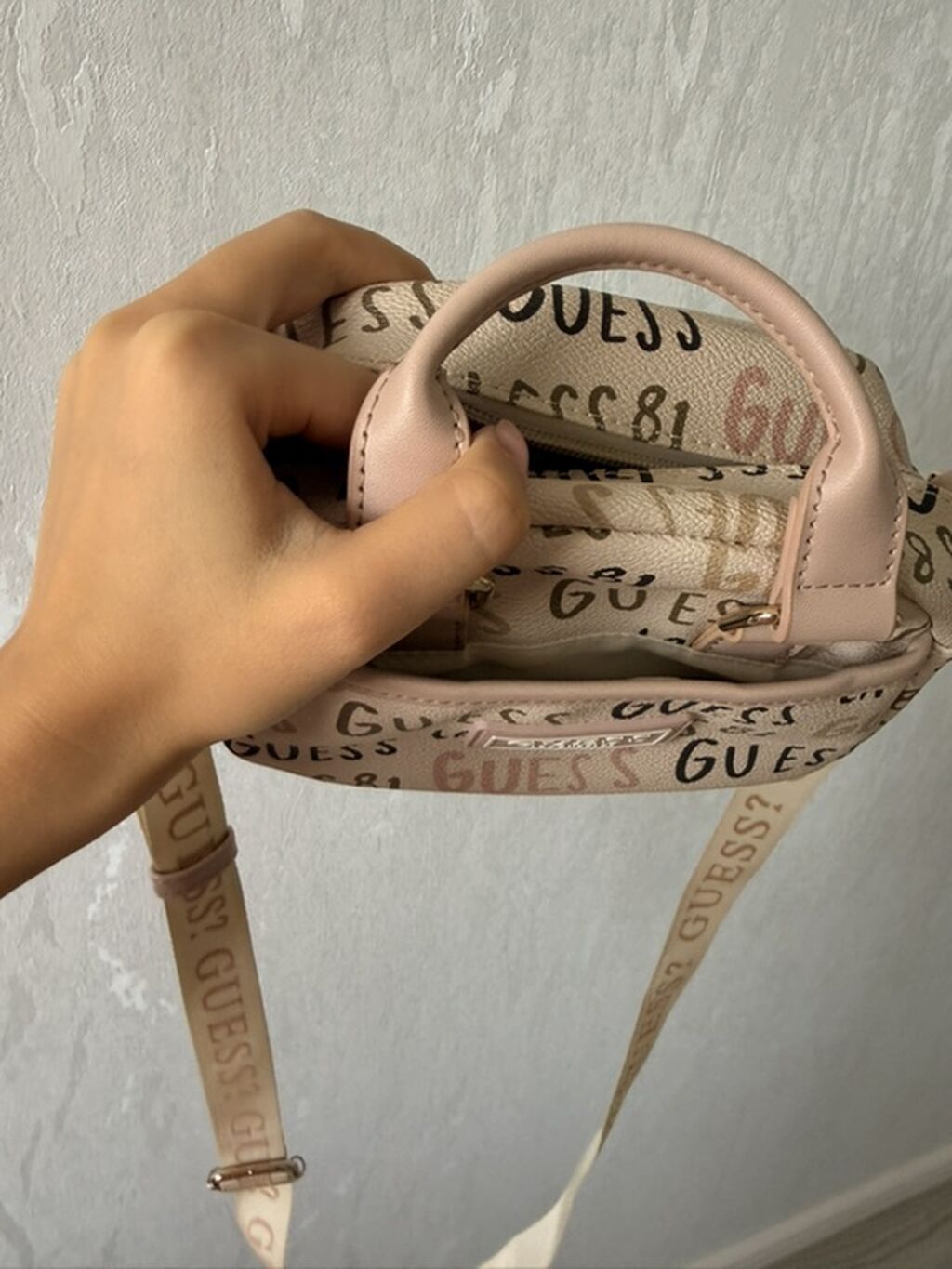 Çiyin çantası, Guess, İşlənmiş — Çantalar, Bakı (4)