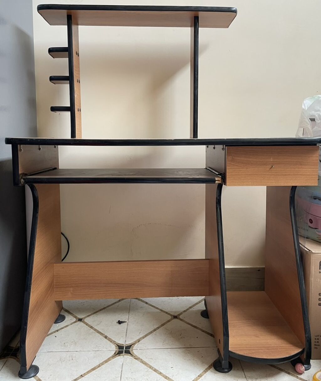 Düz masa, Polkalı, Siyirməli, Metal, Zəmanətsiz, Kredit yoxdur — Mebel, Quba (4)