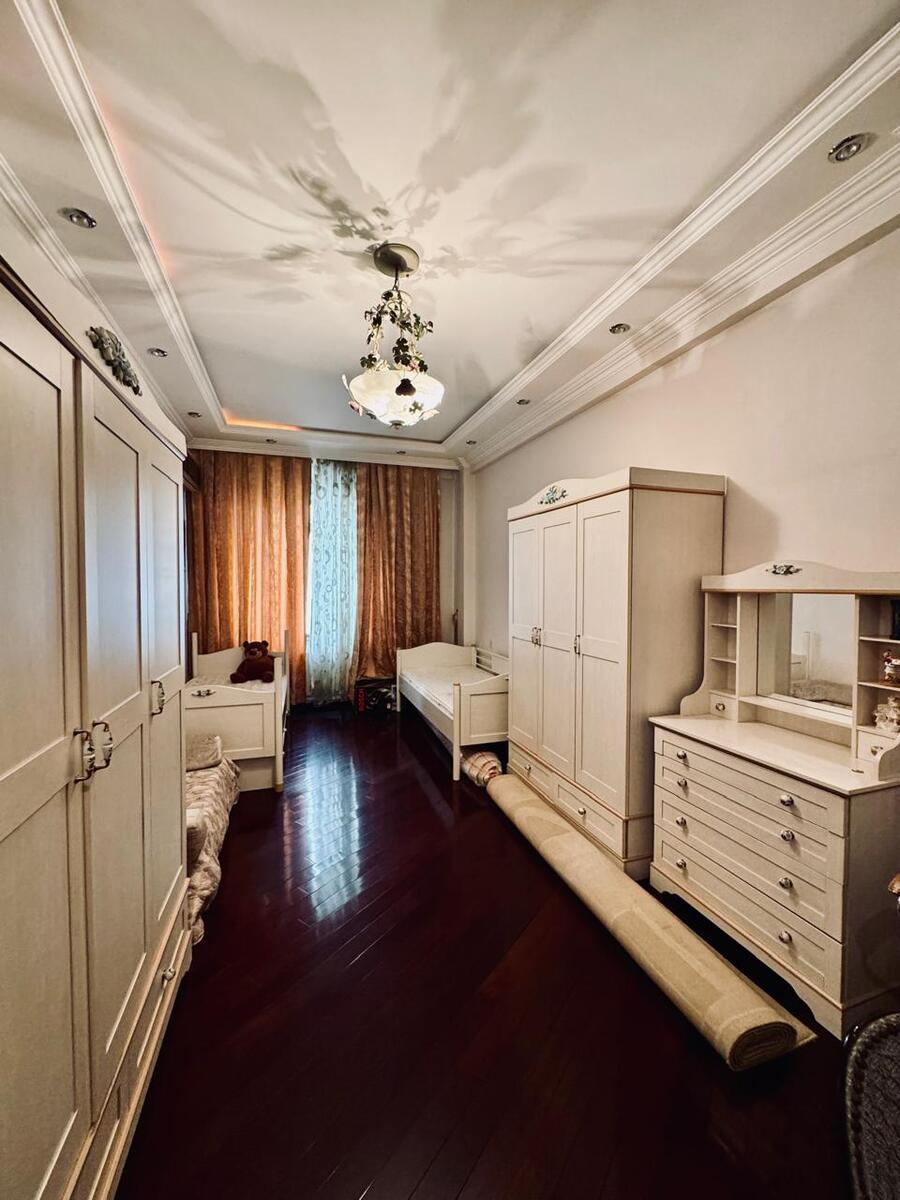 4-otaqlı yeni tikili, N.Nərimanov m. 170 m² — Mənzil, Bakı (11)
