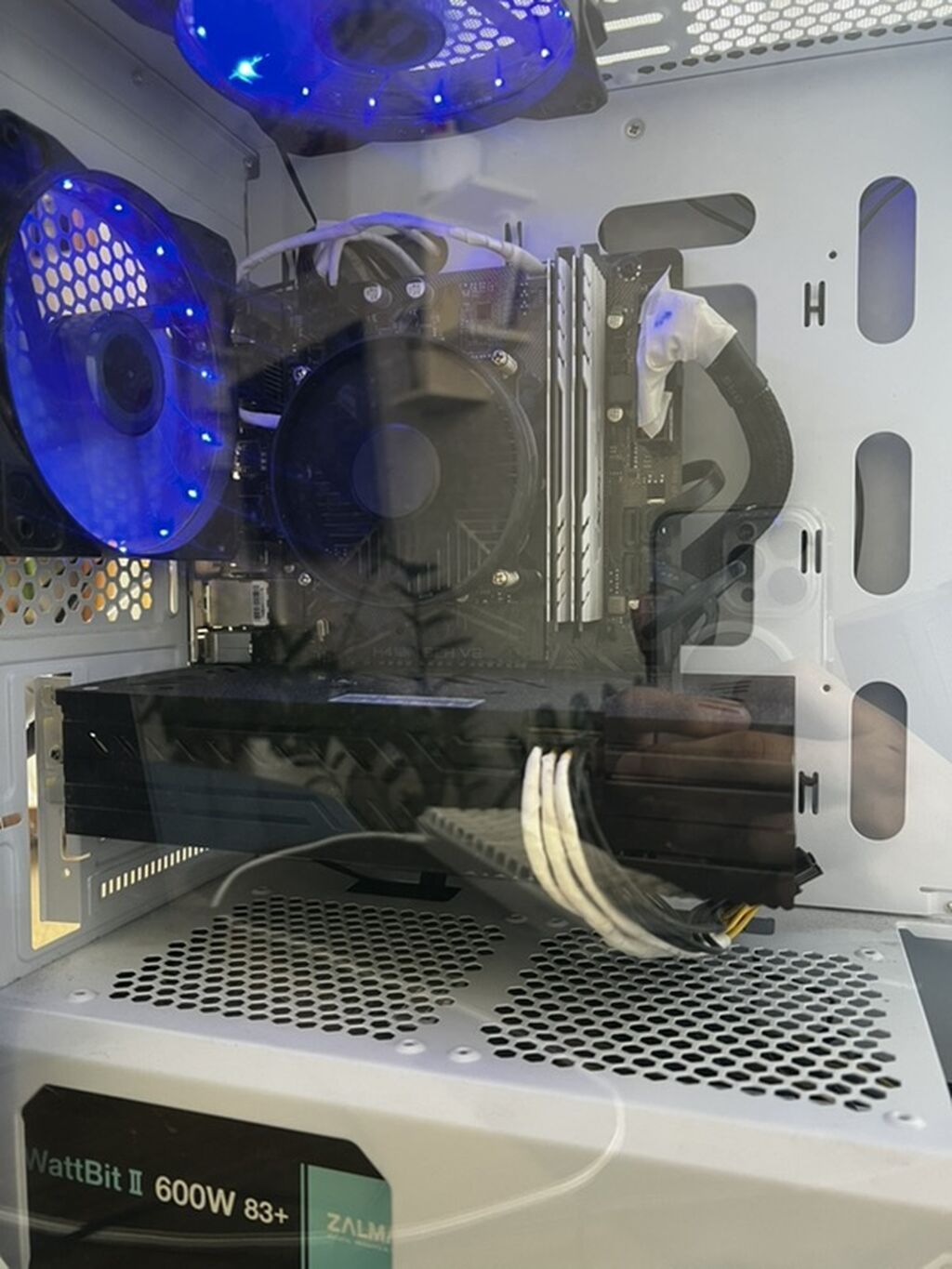Gaming ucun pc cs2 100+fps dota2 150+fps butun oyunlari rahad oynamag — Elektronika, Bakı (4)