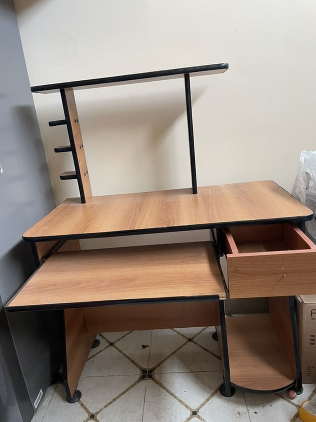 Düz masa, Polkalı, Siyirməli, Metal, Zəmanətsiz, Kredit yoxdur — Mebel, Quba (3)