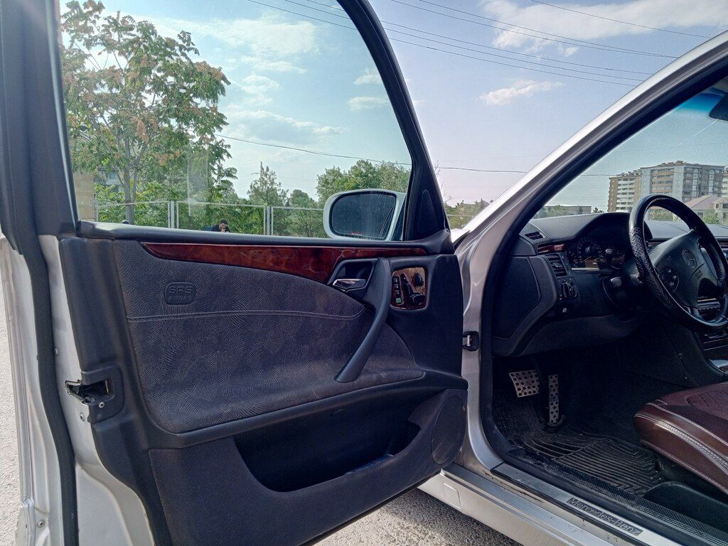 Mercedes E 240, 2.6 L, 2000 il, 420 000 km — Avtomobillər, Gəncə (11)