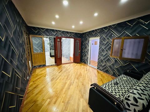 Bakı, 20-ci sahə, 2 otaqlı, Köhnə tikili, m. Sahil, 85 kv. m — Bakı