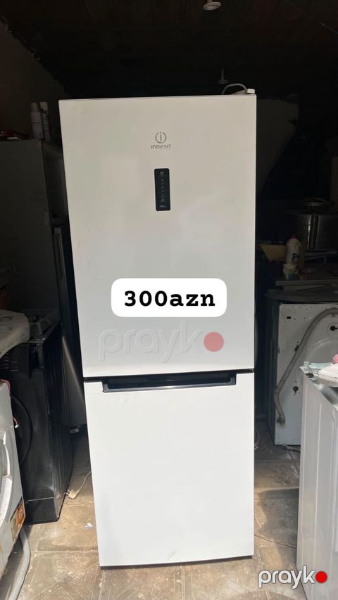 Indesit ikiqapılı soyuducu - Rəng: ağ - Üst hissə – əsas soyuducu