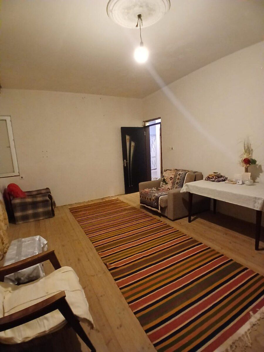 Həyət evi, Bahar qəs — Ev, villa, Bakı (2)