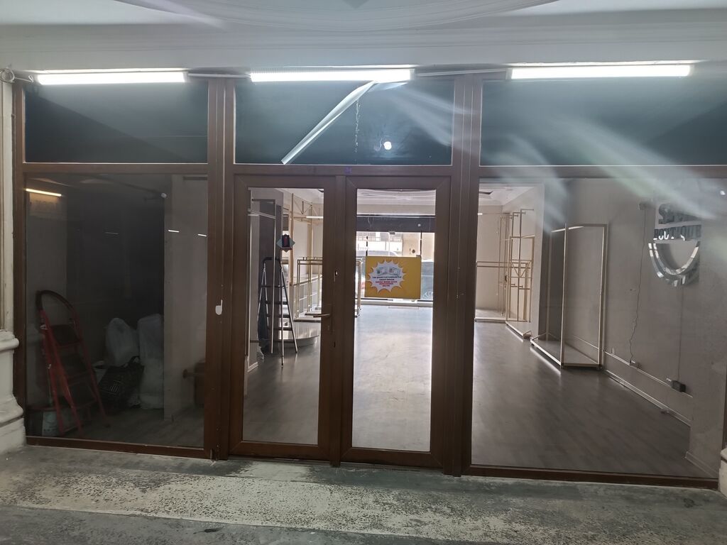 Amay ticarət mərkəzində 80m² obyekt satılır.Obyektə giriş həm çöl həm — Daşınmaz əmlak, Bakı (3)