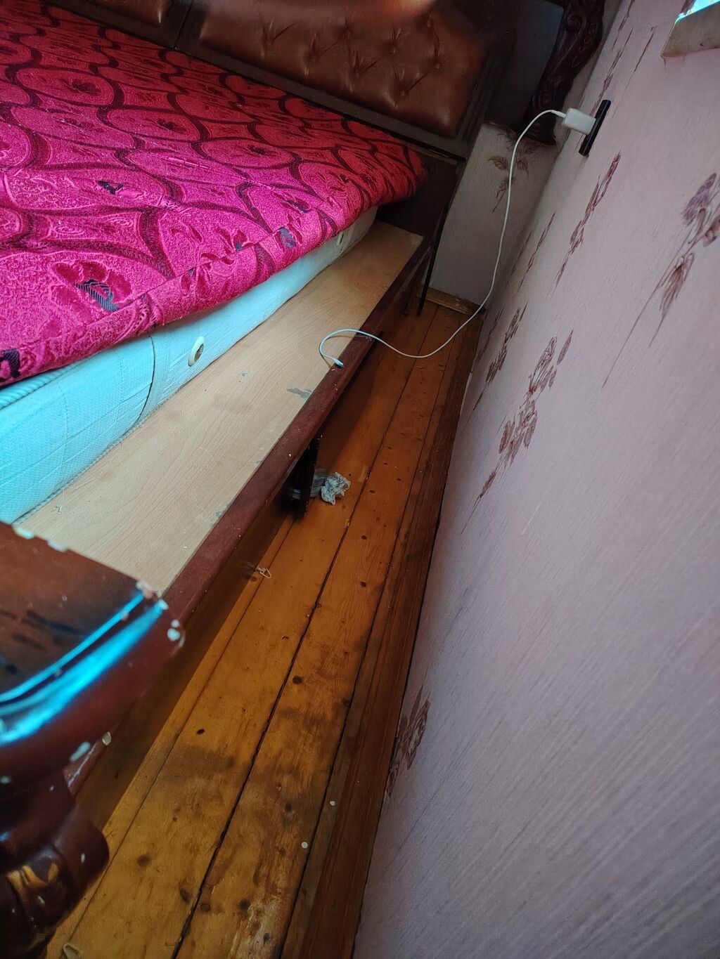 Matrası yaxşı vəziyyətdədi qiymət sonduKlassik üslubda taxta — Mebel, Bakı (4)