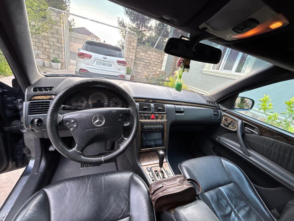 Mercedes E 270, 2.7 L, 2001 il, 570 000 km — Avtomobillər, Bakı (5)