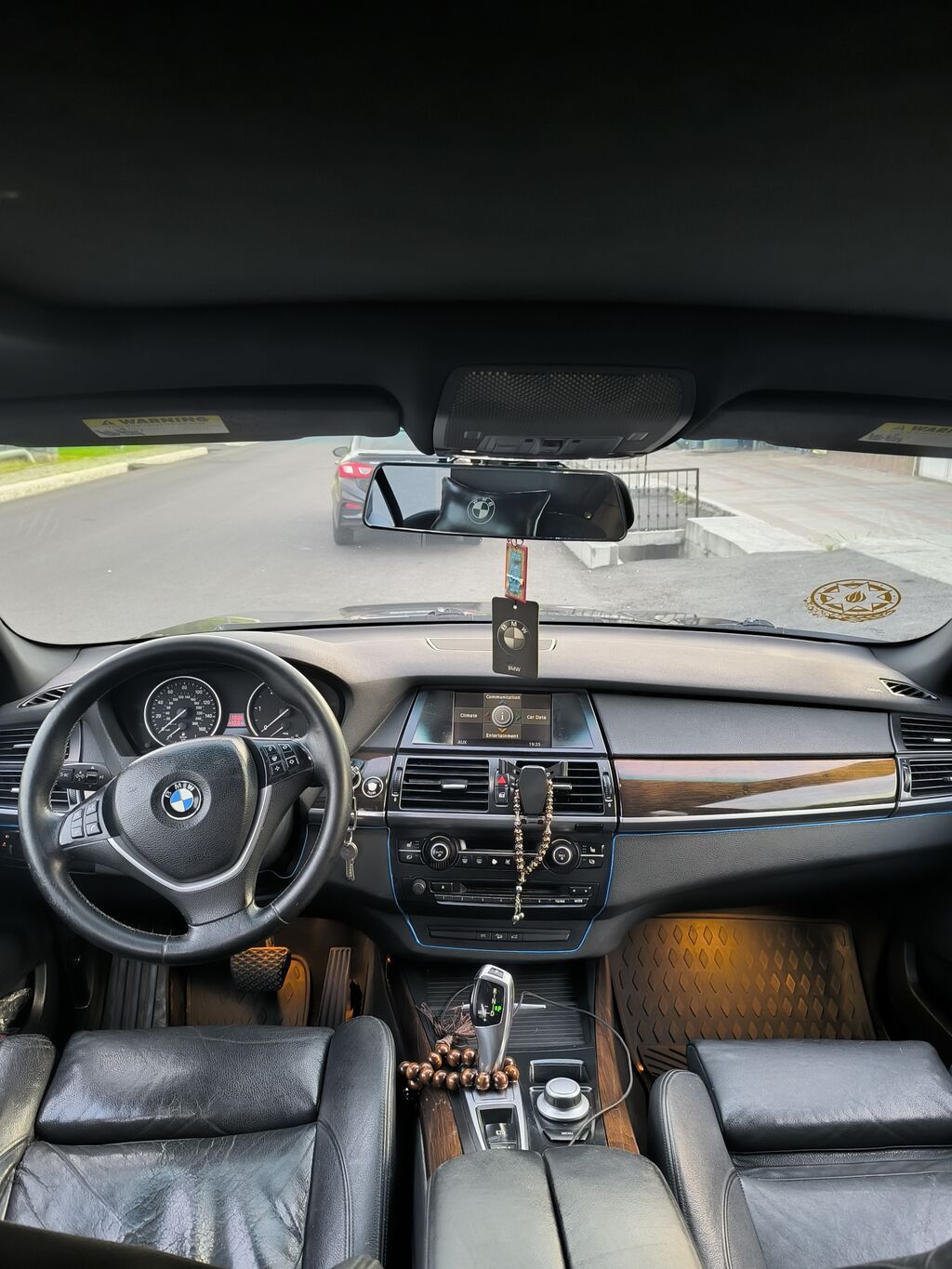 BMW X5 (E70) – Qara rəngli, 5 qapılı premium SUV Mühərrik və ötürmə — Avto, Bakı (10)