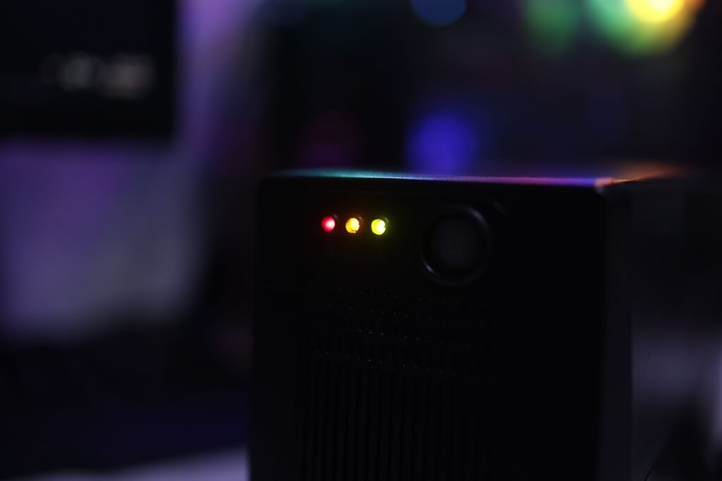 İşlənmiş UPS, 501 - 1000 Vt, Rozetkaların sayı - 2 — Elektronika, Digah (6)