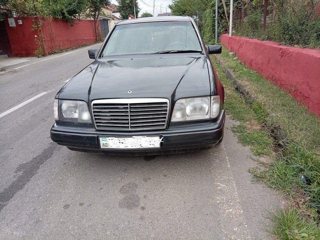 Mercedes 230 E, 2.3 L, 1992 il, 100 102 km — Avtomobillər, Qusar