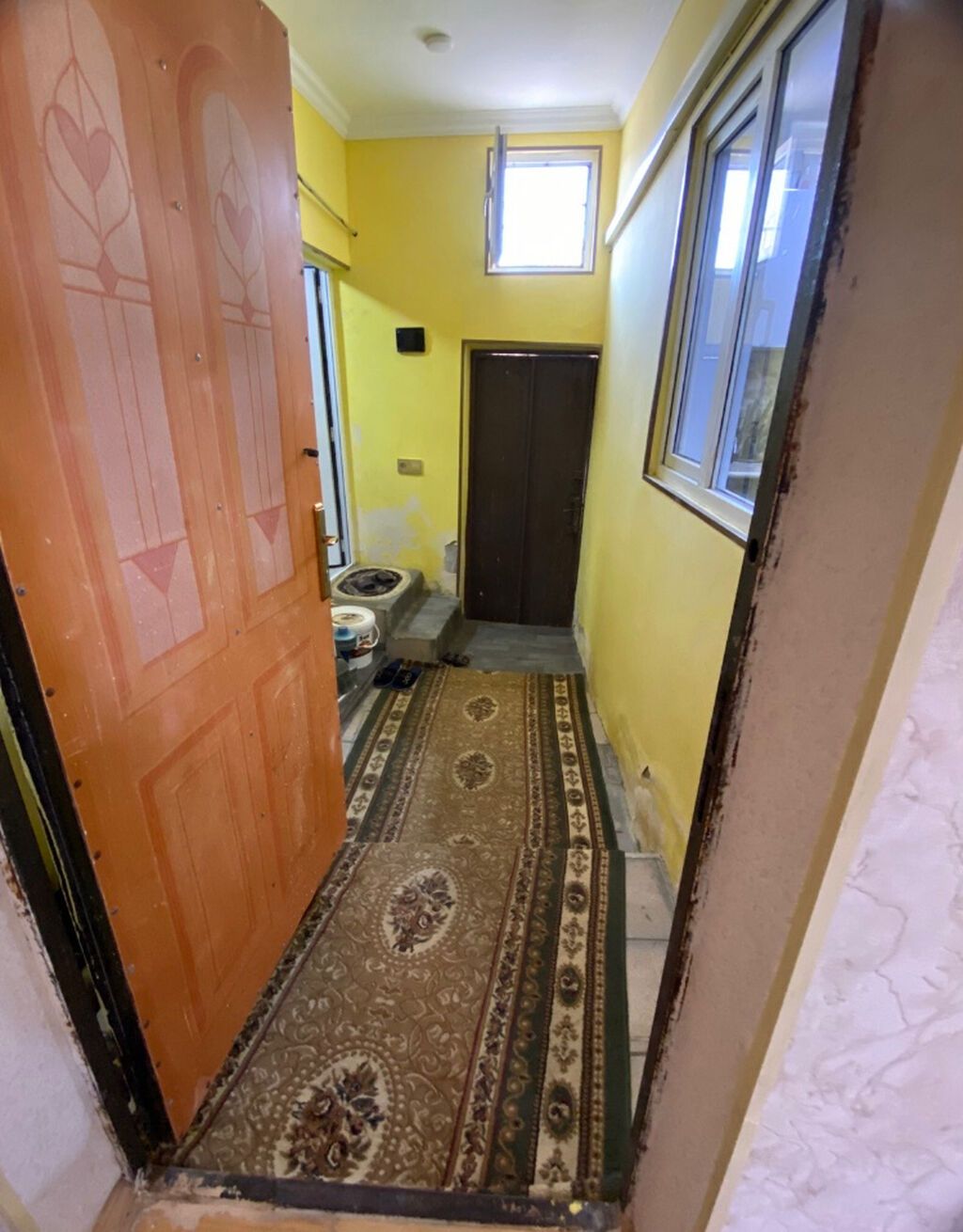 Koroğlu metrosuna 7,8 dəqiqəlik məsafədə əsas yola yaxın 5,6 dəqiqəlik — Daşınmaz əmlak, Bakı (5)