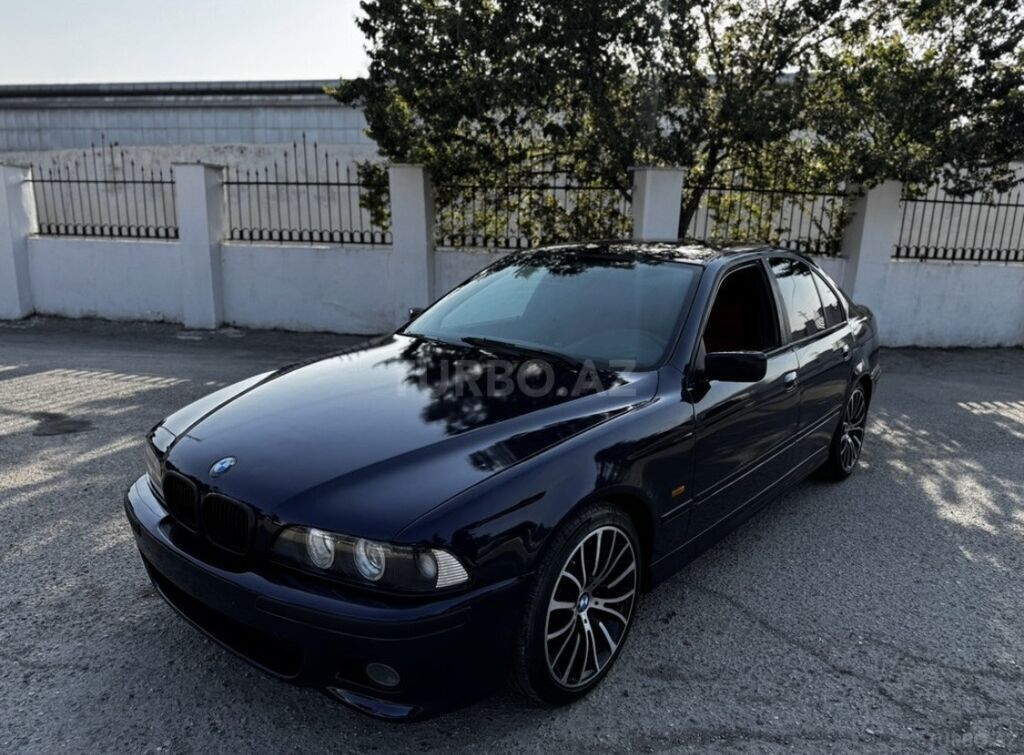 BMW 5 Series E39 sedan - Kuzov: sedan, tünd göy rəng - Mühərrik — Avto, Masazır