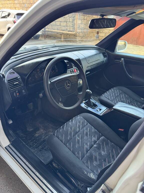 Mercedes C 180, 1.8 L, 1999 il, 250 000 km — Avtomobillər, Bakı (12)