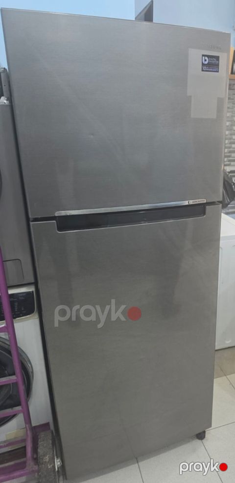 Samsung iki qapılı soyuducu (üstdə dondurucu) - Rəng: inox