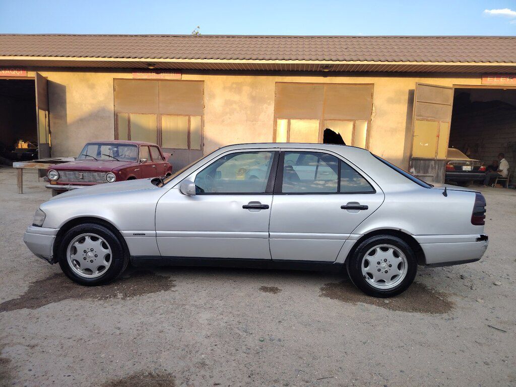 Mercedes C 180, 1.8 L, 1995 il, 475 362 km — Avtomobillər, Bakı (3)