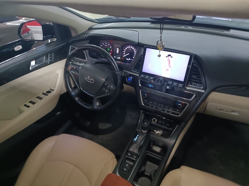 Hyundai Sonata sedan - Kuzov: qara rəng, aerodinamik xətlər, xrom ön — Avto, Digah (8)
