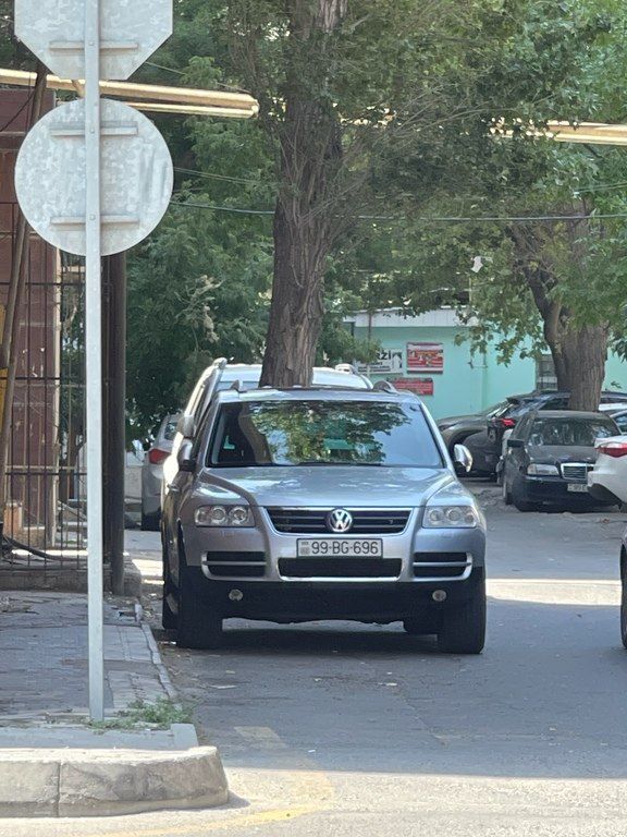 Volkswagen Touareg, 4.2 L, 2005 il, 310 000 km — Avtomobillər, Bakı (4)