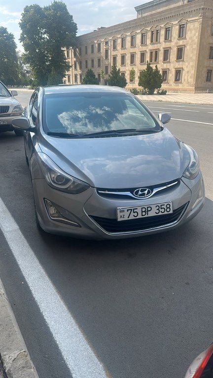 Hyundai Avante, 1.6 L, 2013 il, 271 000 km — Naxçıvan