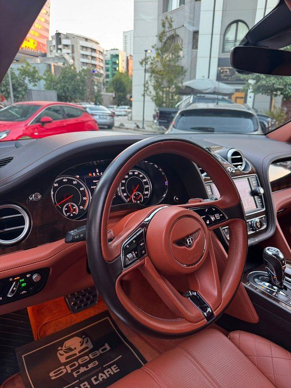 Bentley Bentayga, 6.0 L, 2016 il, 80 000 km — Avtomobillər, Bakı (10)