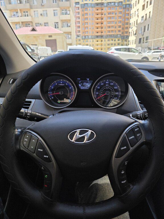 Hyundai Elantra, 1.8 L, 2015 il, 167 000 km — Avtomobillər, Xırdalan (8)