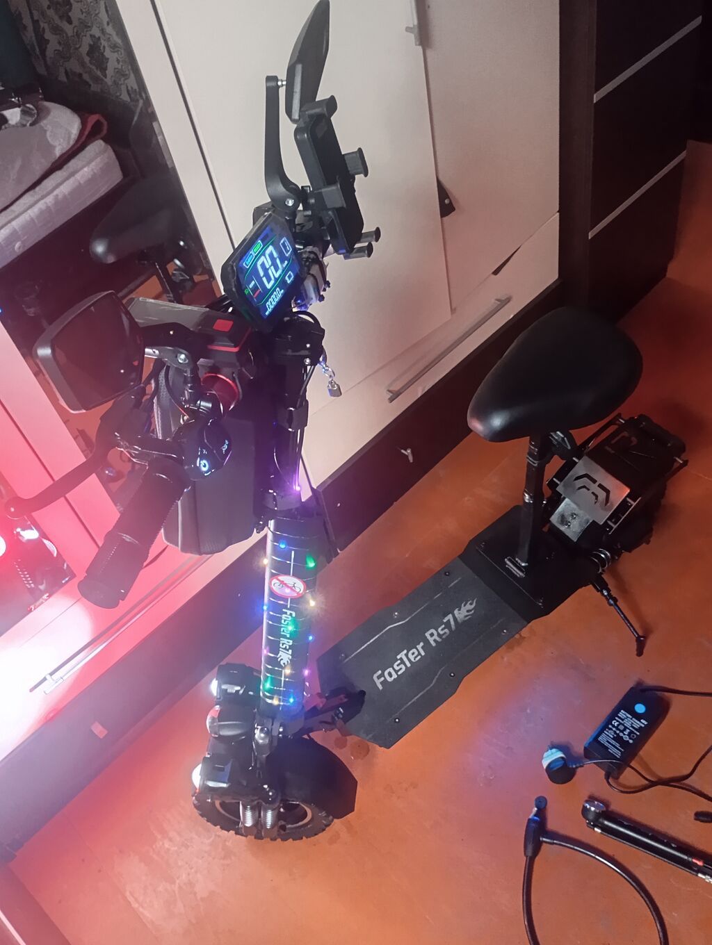 Foster RS7 elektrik skuter Foster RS7 modeli elektrik sku yeniter — Mallar, Digah (5)