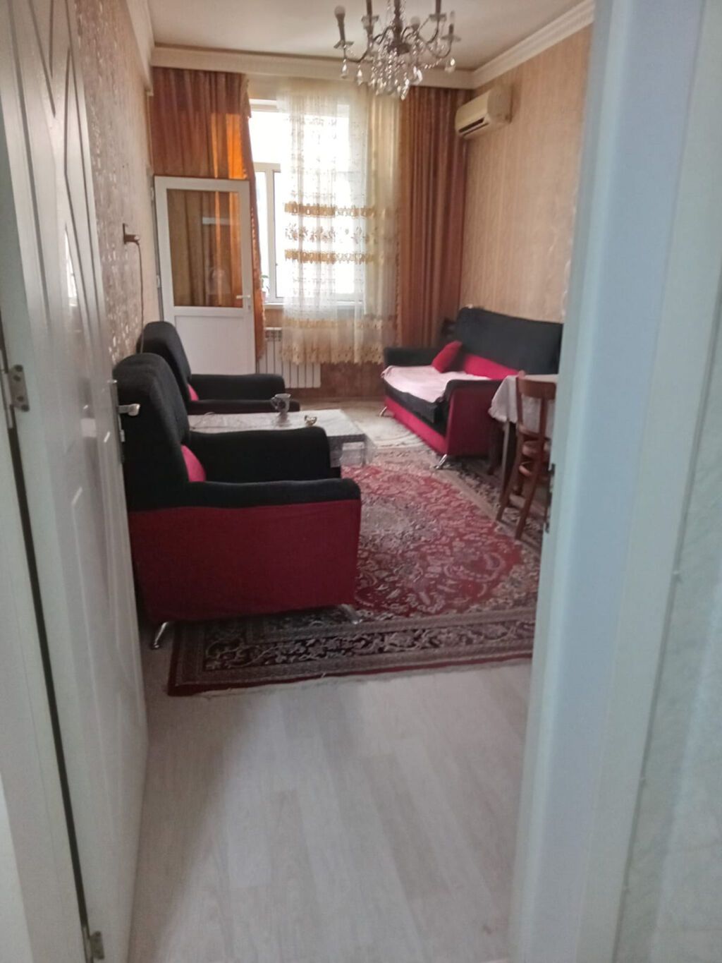 Ev Entyabrın 15 i boşalır. Masazır dairəsindən Xırdalana daxil olduqda — Daşınmaz əmlak, Xırdalan