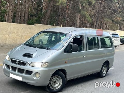 Hyundai H-1, 2.5 L, 2004 il, 235 000 km