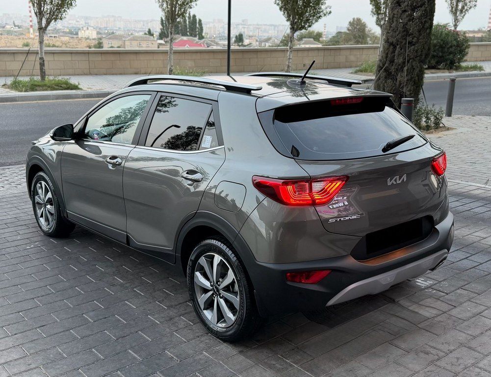 Kia Stonic, 1.4 L, 2022 il, 48 000 km — Avtomobillər, Bakı (7)