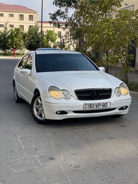 Mercedes C 200, 2.0 L, 2001 il, 310 000 km — Şirvan