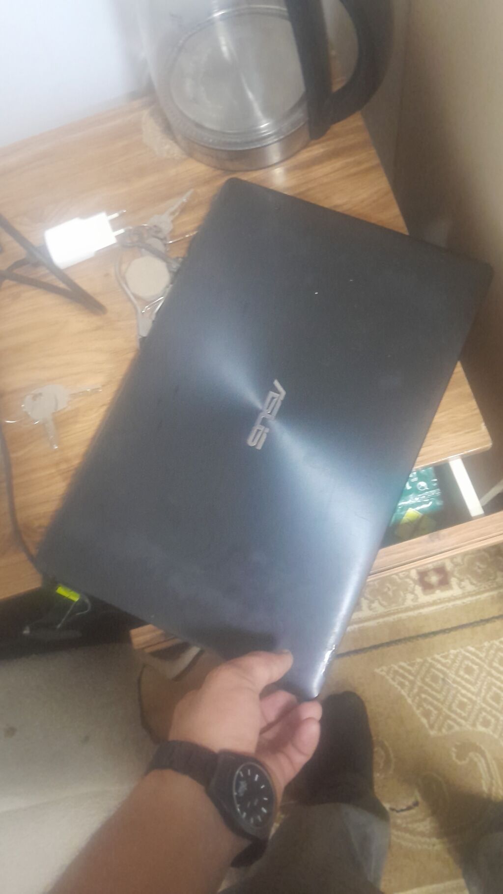 ASUS noutbuk - Marka/model: ASUS (seriya qapaqda klassik dairəvi — Asus, Bakı (2)