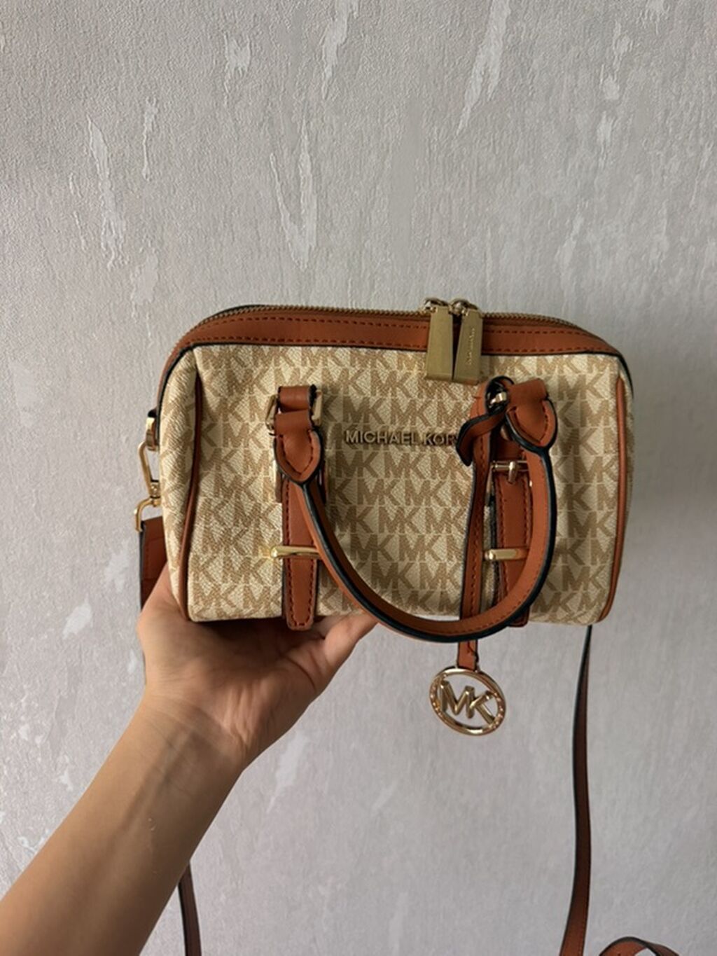 Çiyin çantası, Michael Kors, İşlənmiş — Çantalar, Bakı