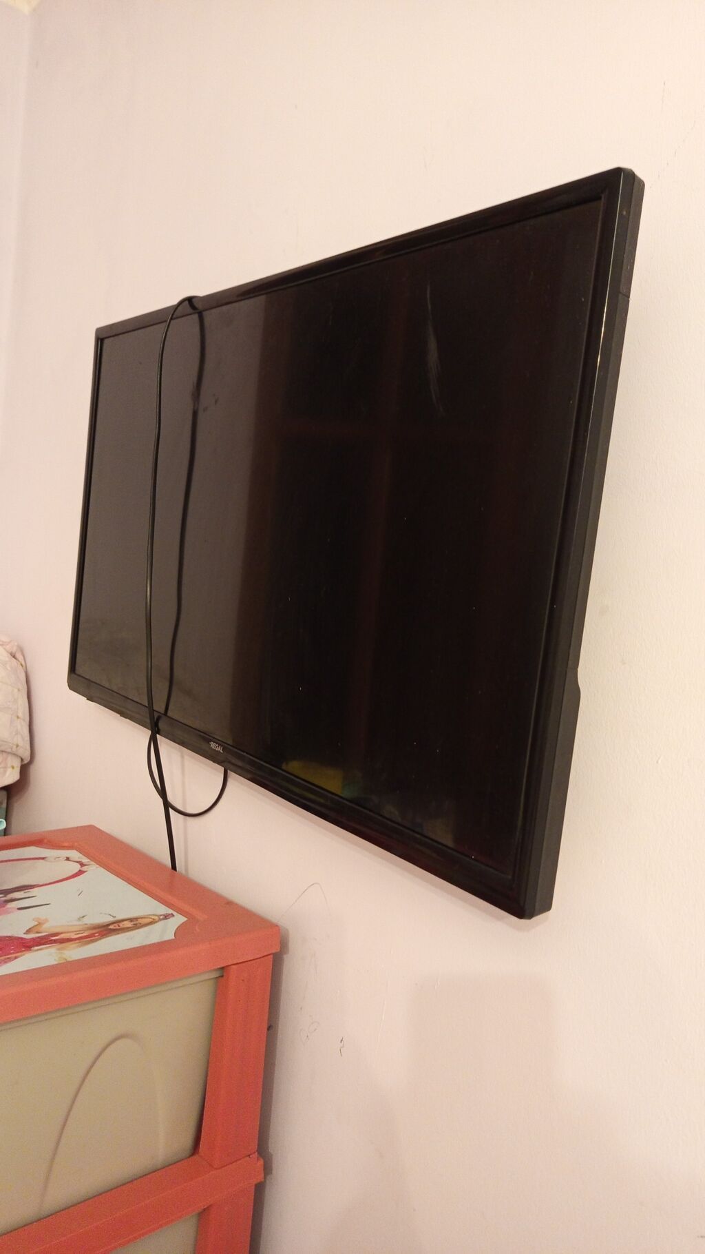 REGAL divar tipli LED televizor - Təxmini ekran ölçüsü: 32–40 düym — Televizorlar, Bakı (2)