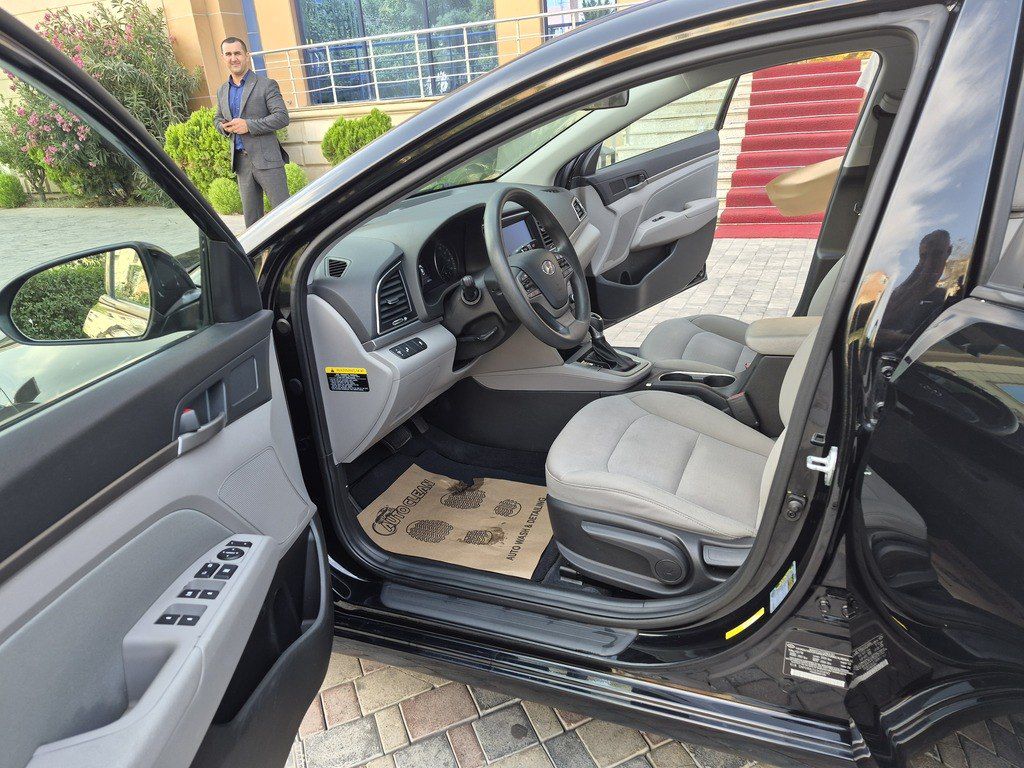 Hyundai Elantra, 2.0 L, 2018 il, 82 000 km — Avtomobillər, Bakı (9)