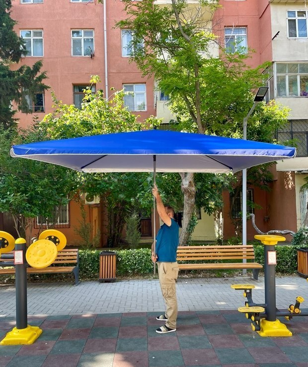 Bağ çətiri Kvadrat, Göy rəng — Bağ çətirləri, Bakı (3)