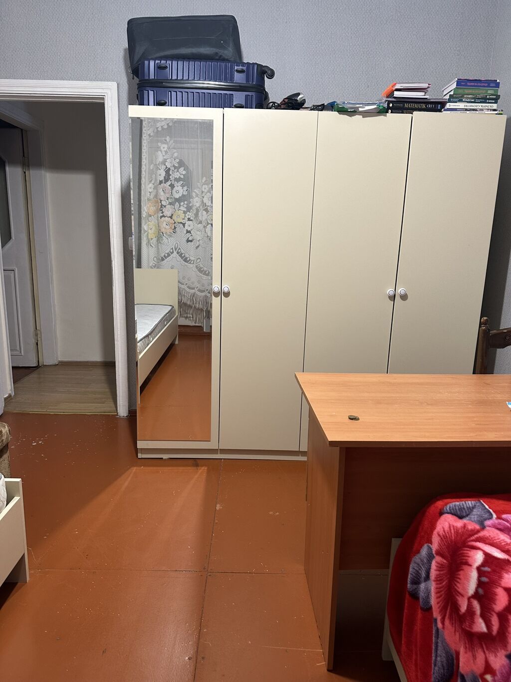 Qızlar və tələbə xanımlar üçün universitetlər 18 saylı peşə liseyi — Daşınmaz əmlak, Bakı (6)