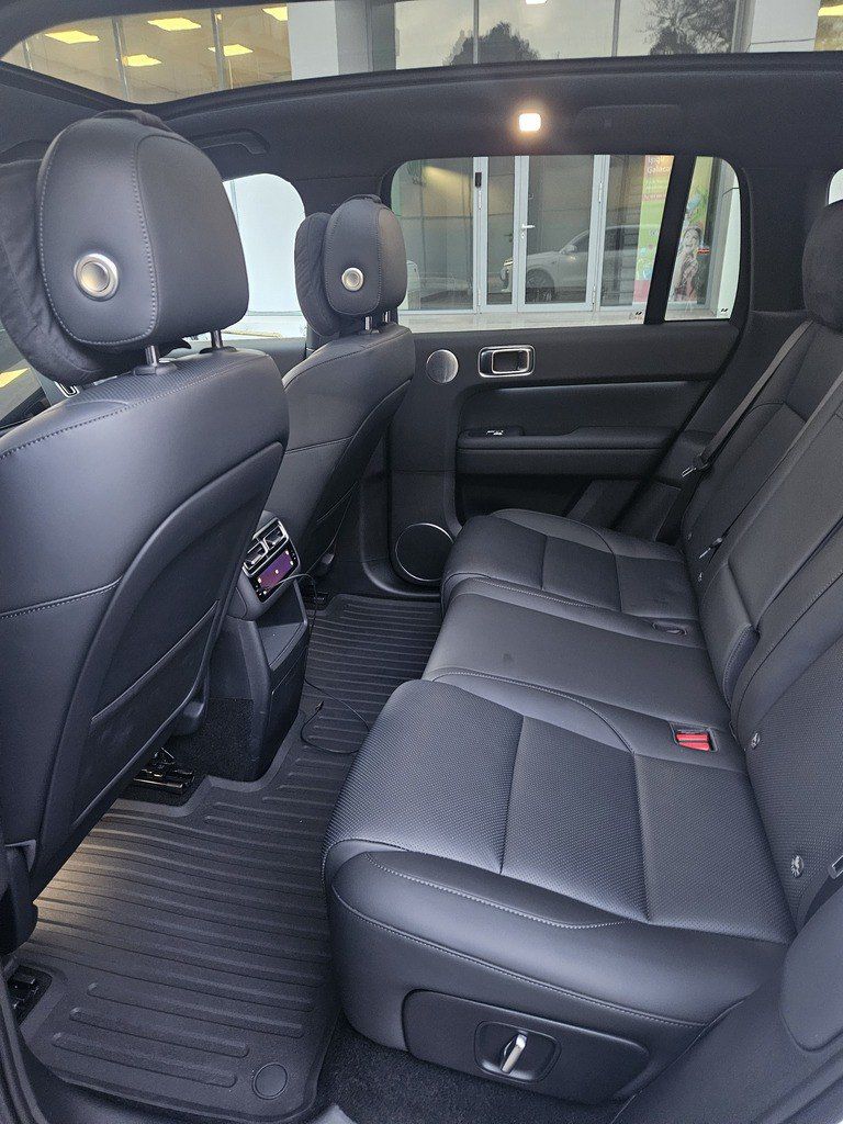 Li Auto L6, 1.5 L, 36.8 kWh, 2025 il, 4 000 km — Avtomobillər, Bakı (9)