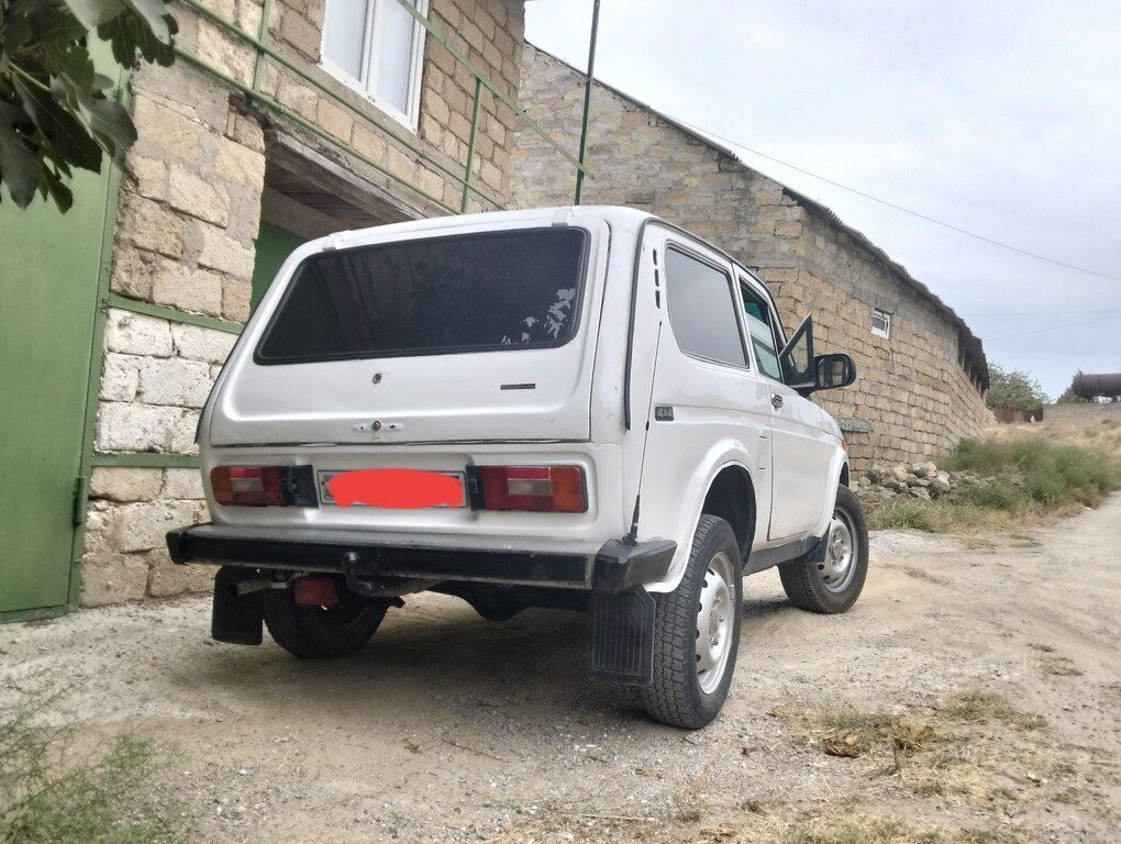 LADA (VAZ) Niva, 1.7 L, 1988 il, 260 000 km — Avtomobillər, Bakı (2)
