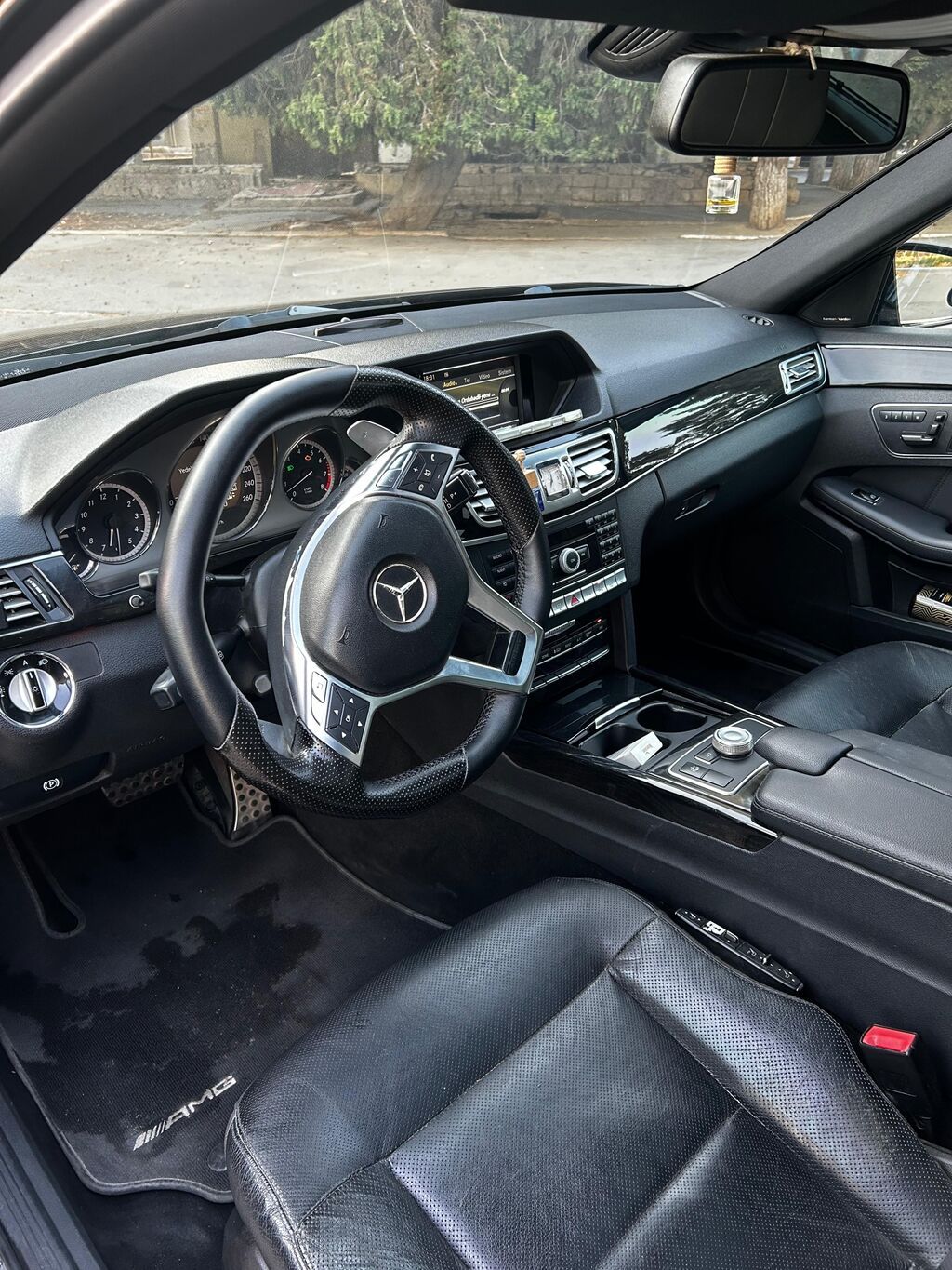 Mercedes-Benz E-Class: 3.5 l 2011 il Sedan — Avto, Bakı (6)