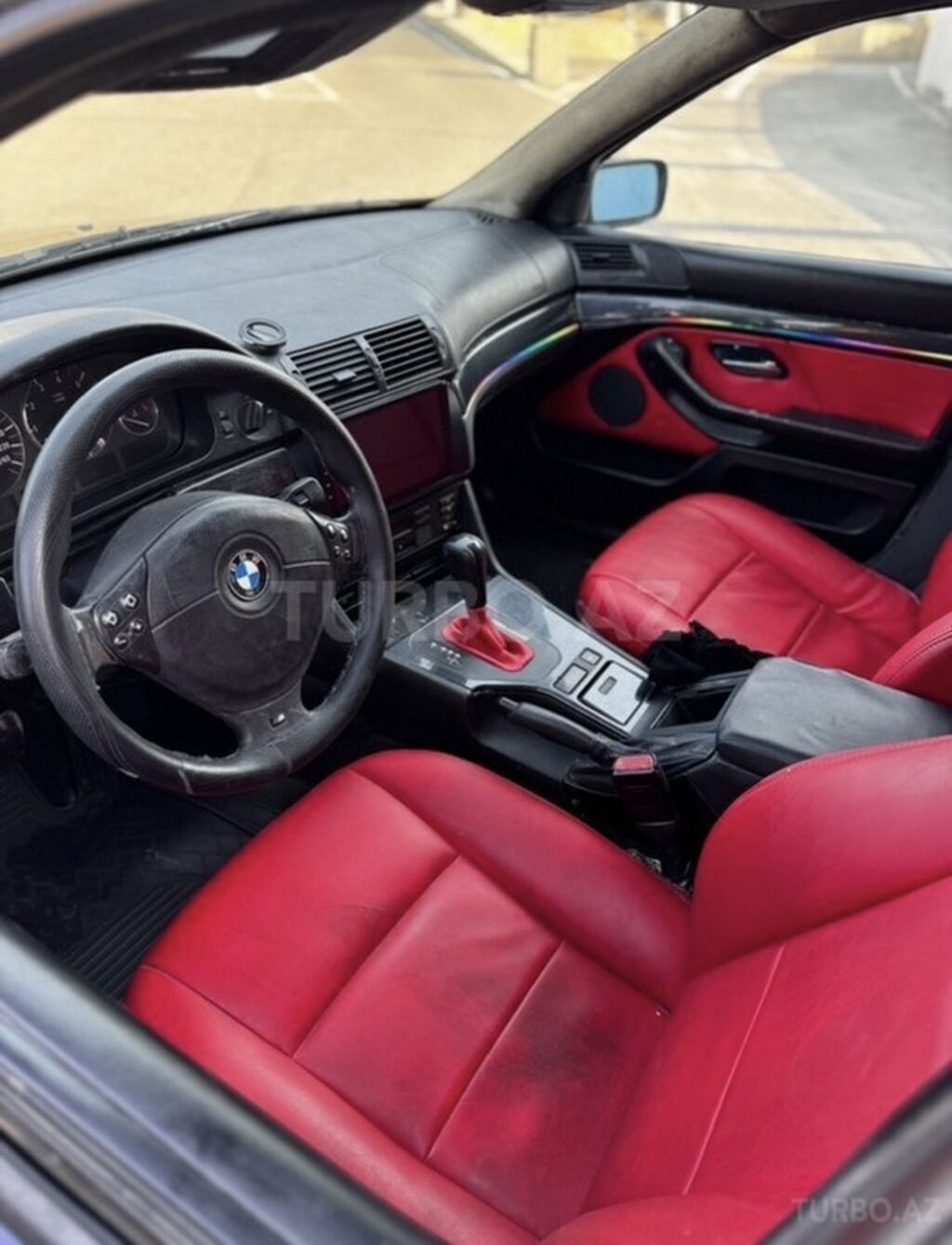 BMW 5 Series E39 sedan - Kuzov: sedan, tünd göy rəng - Mühərrik — Avto, Masazır (10)