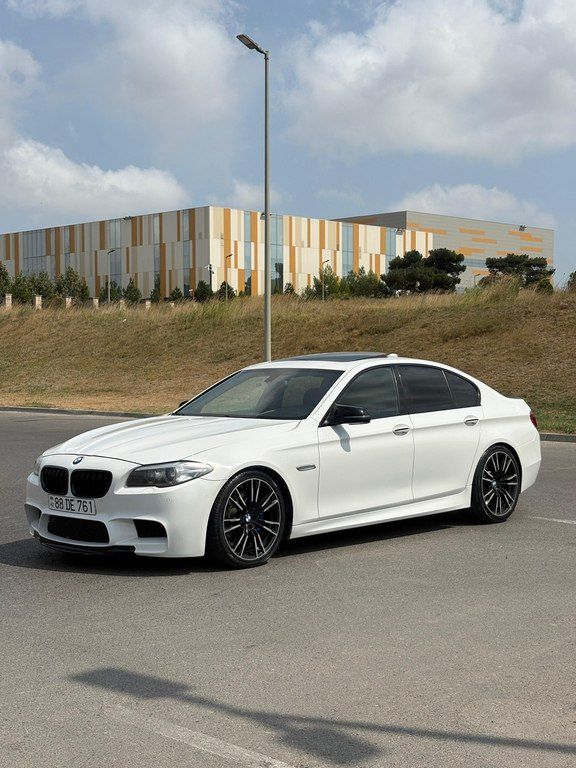 BMW 528, 2.0 L, 2015 il, 238 000 km — Avtomobillər, Bakı