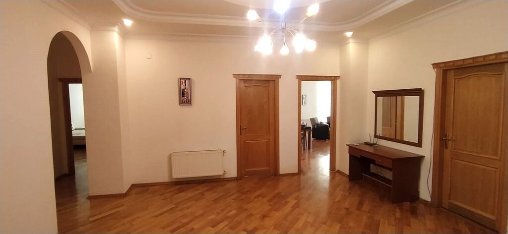 Nəsimi rayonu, "Zabitlər parkı" yaxınlığında, "Sirk"ə yaxın yeni — Daşınmaz əmlak, Bakı (5)